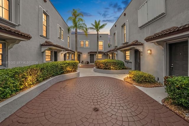 11625 NW 11th Street 11625, sold in Pembroke Lakes Section Ei, Pembroke Pines, FL