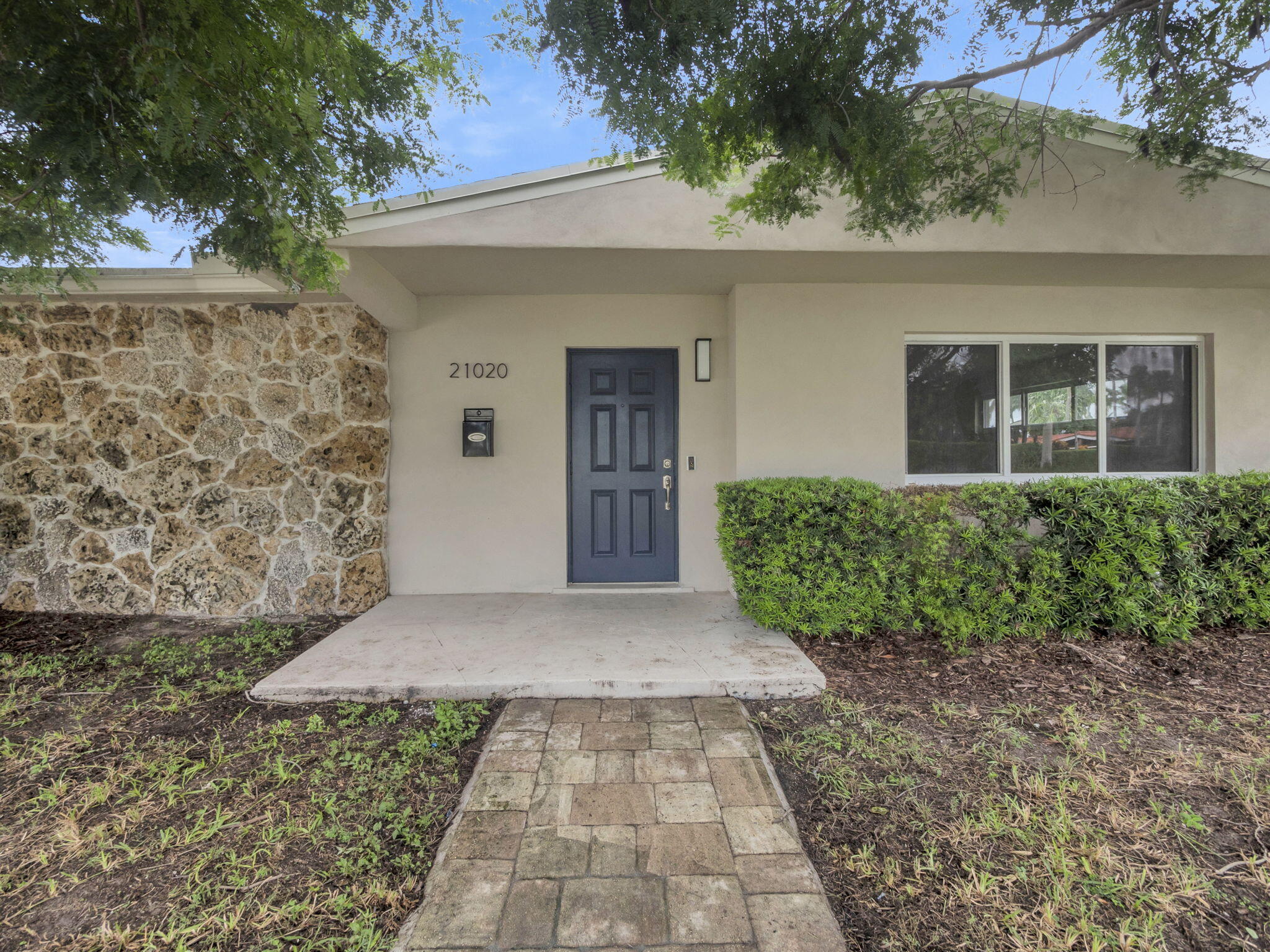 21020 Highland Lakes Boulevard, Miami, FL 33179, Miami