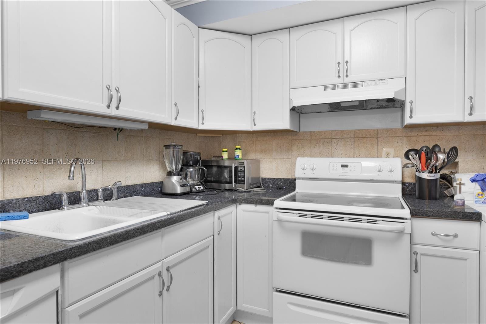 290 174th Street 1006, Sunny Isles Beach, FL 33160 photo 16