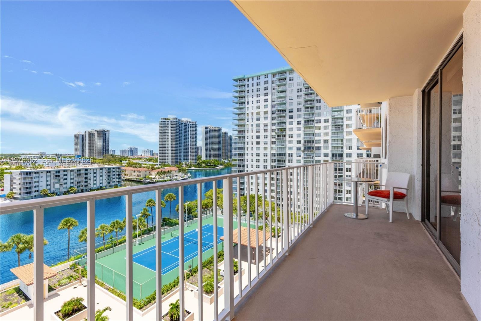 290 174th Street 1006, Sunny Isles Beach, FL 33160 photo 6