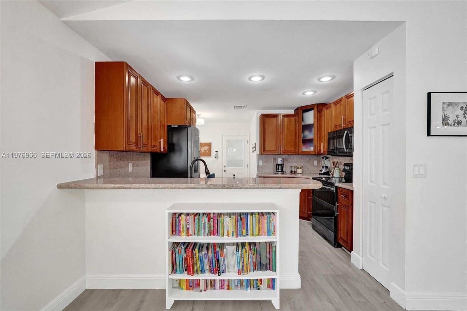 9304 Arborwood Circle — photo 8