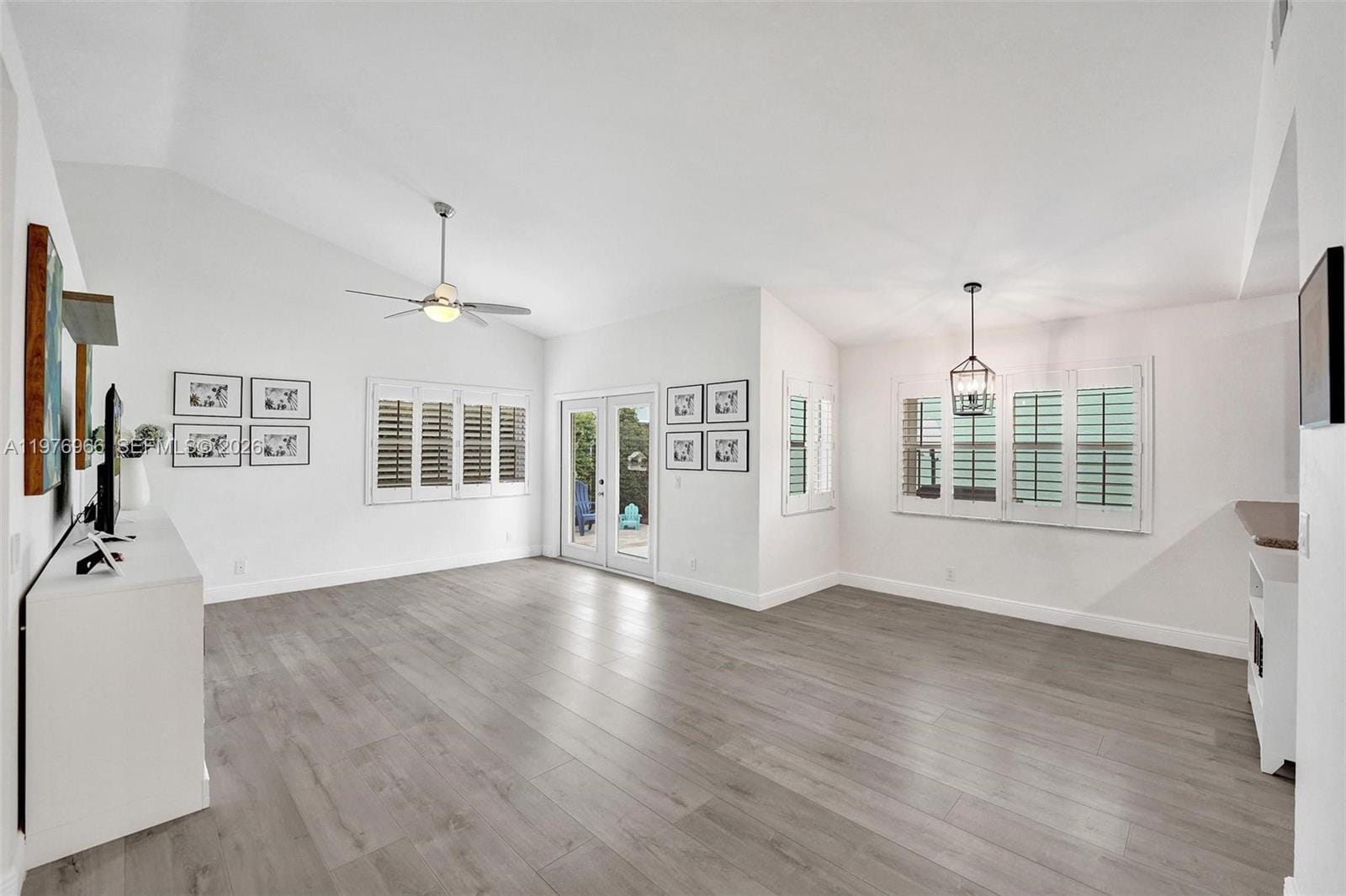 9304 Arborwood Circle — photo 2