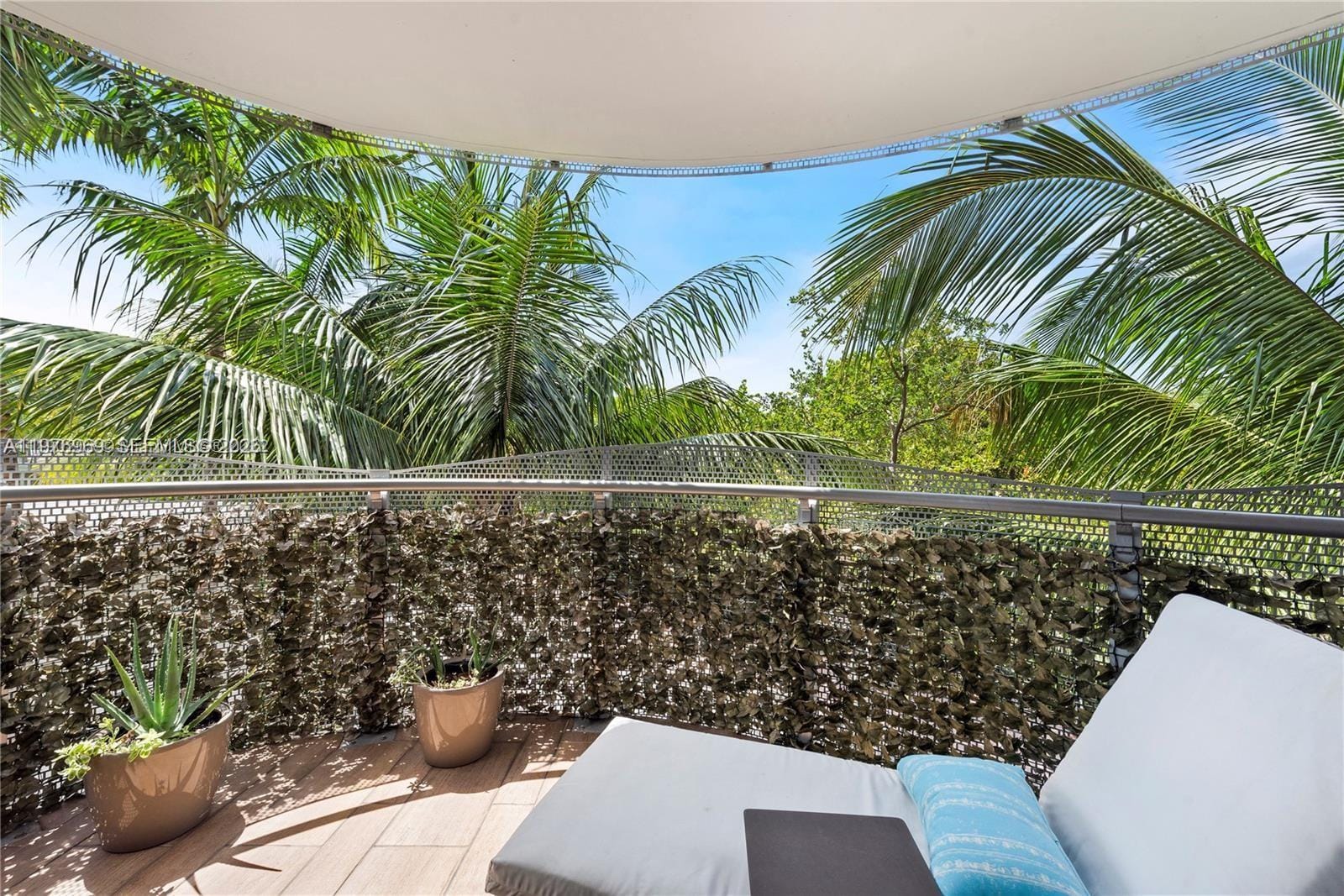 2155 Washington Court 309, Miami Beach, FL 33139 photo 1