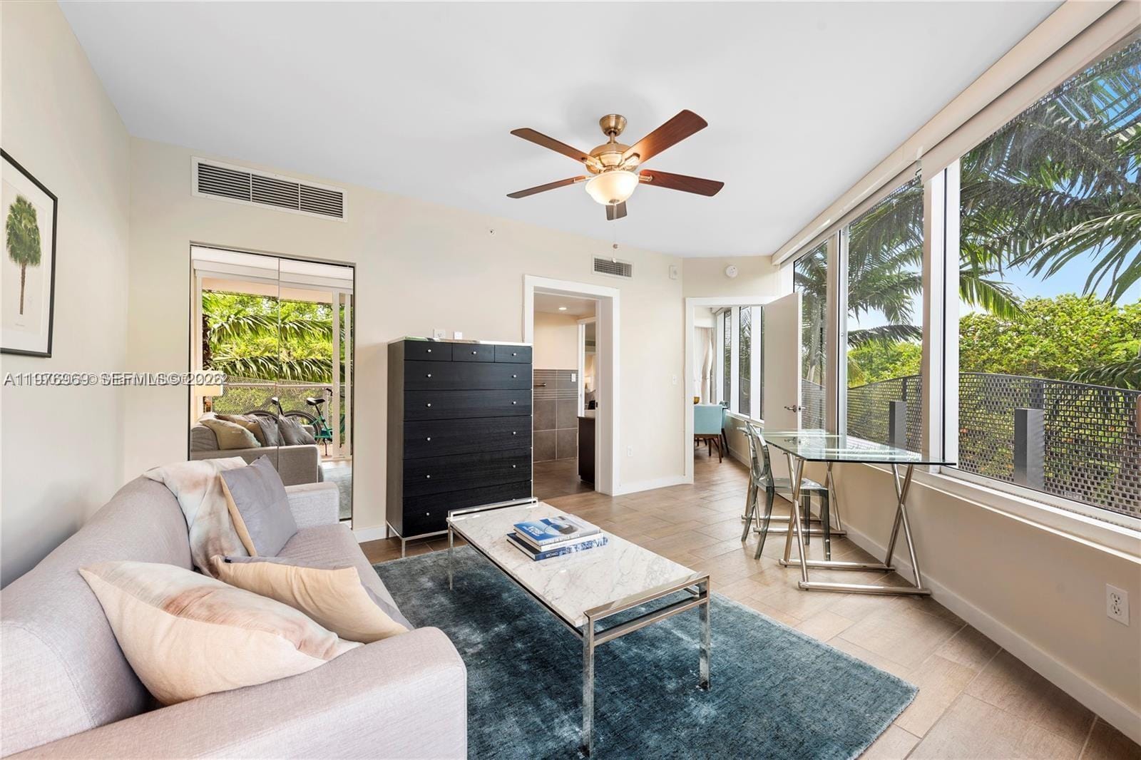 2155 Washington Court 309, Miami Beach, FL 33139 photo 16