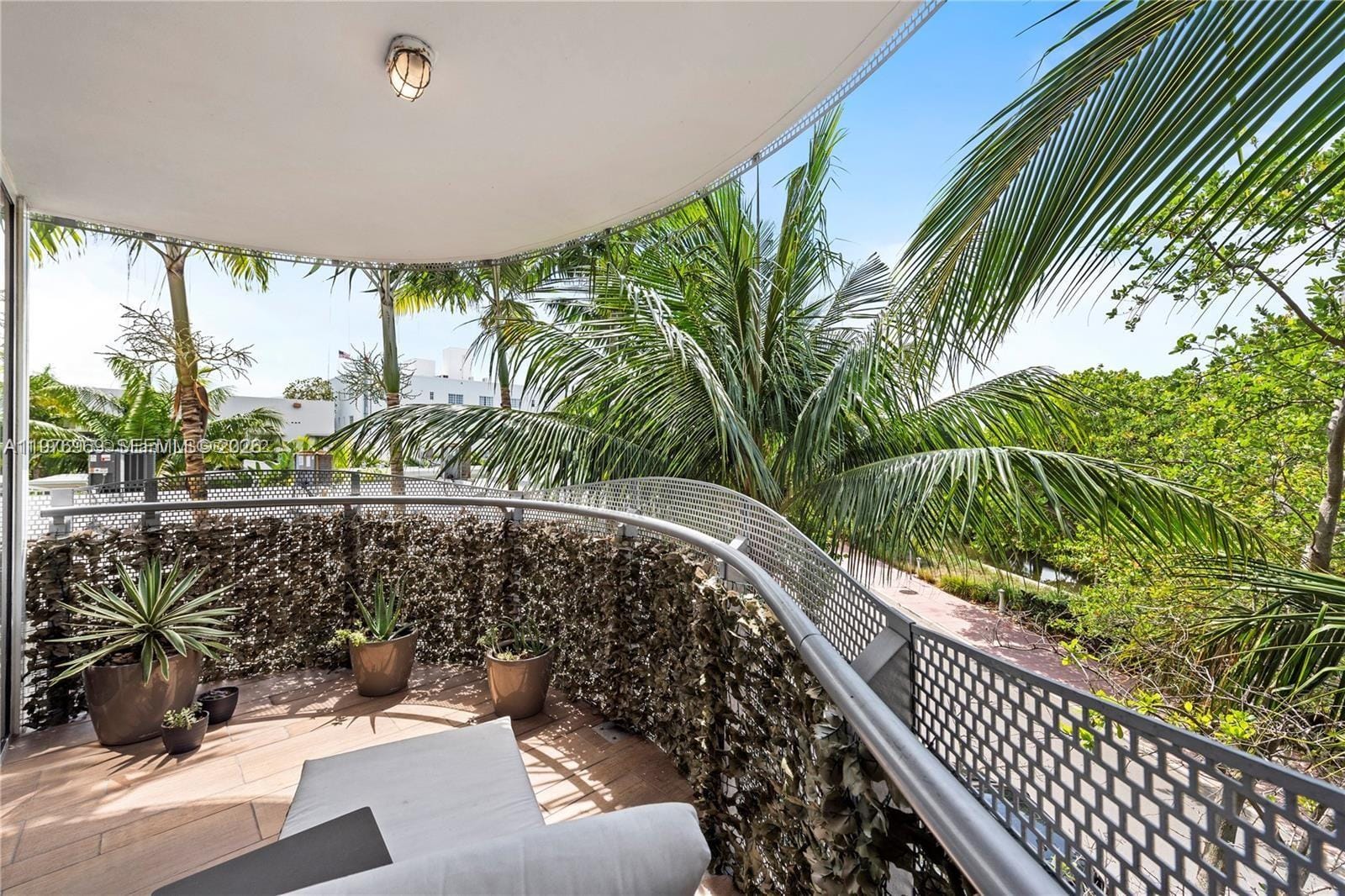 2155 Washington Court 309, Miami Beach, FL 33139 photo 19