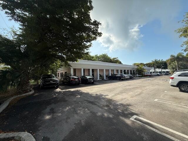 2701 NE 14th St Street — photo 10