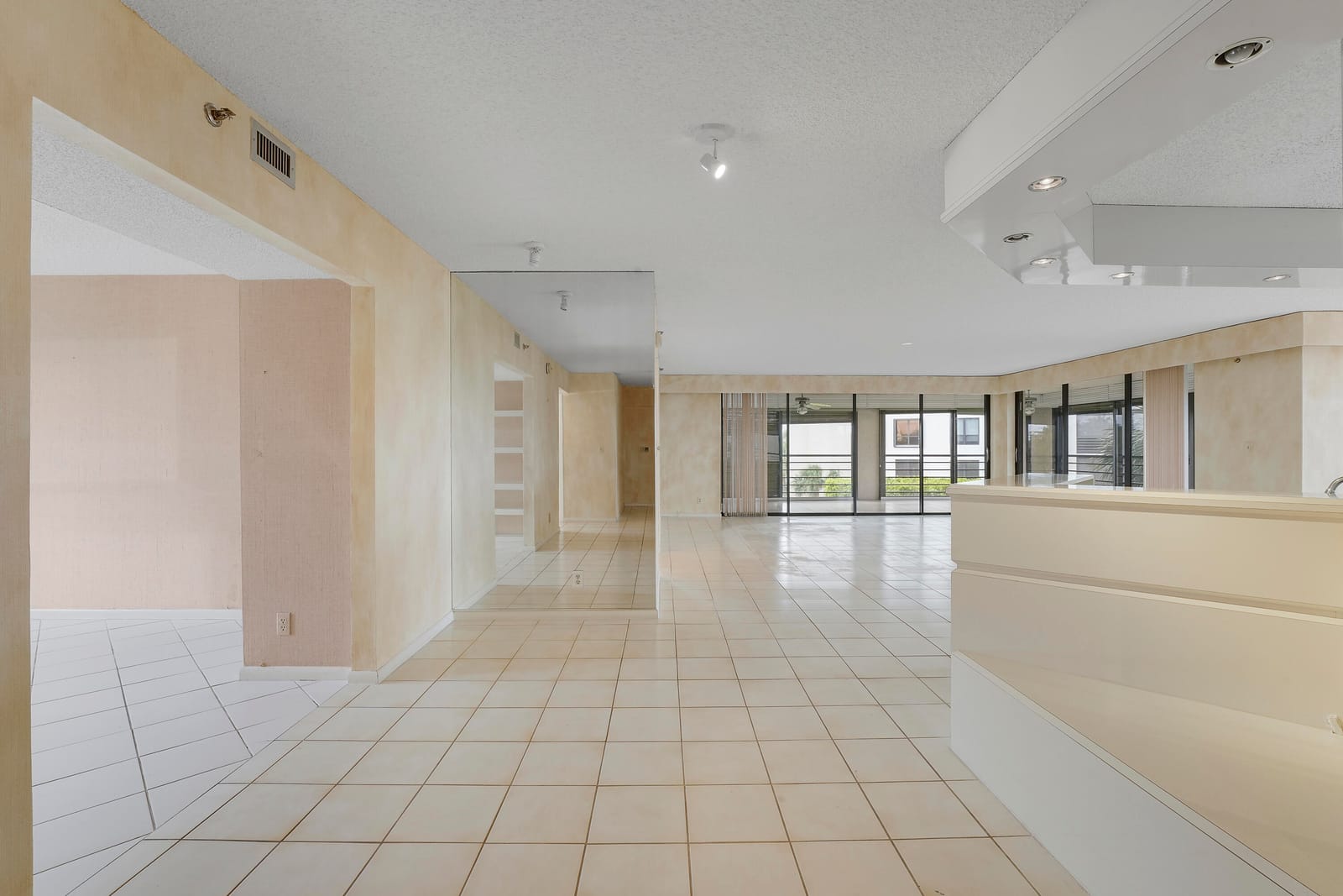 7233 Promenade Drive 401 A — photo 5