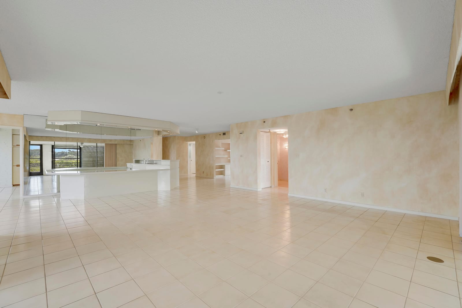 7233 Promenade Drive 401 A — photo 9