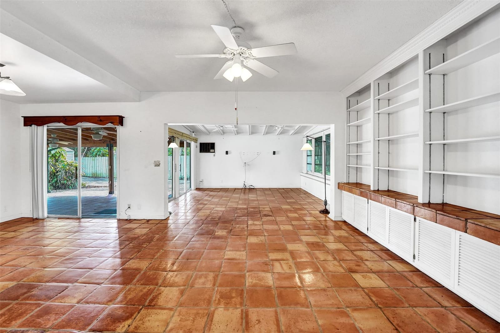 720 E Country Club Circle, Plantation, FL 33317 photo 5