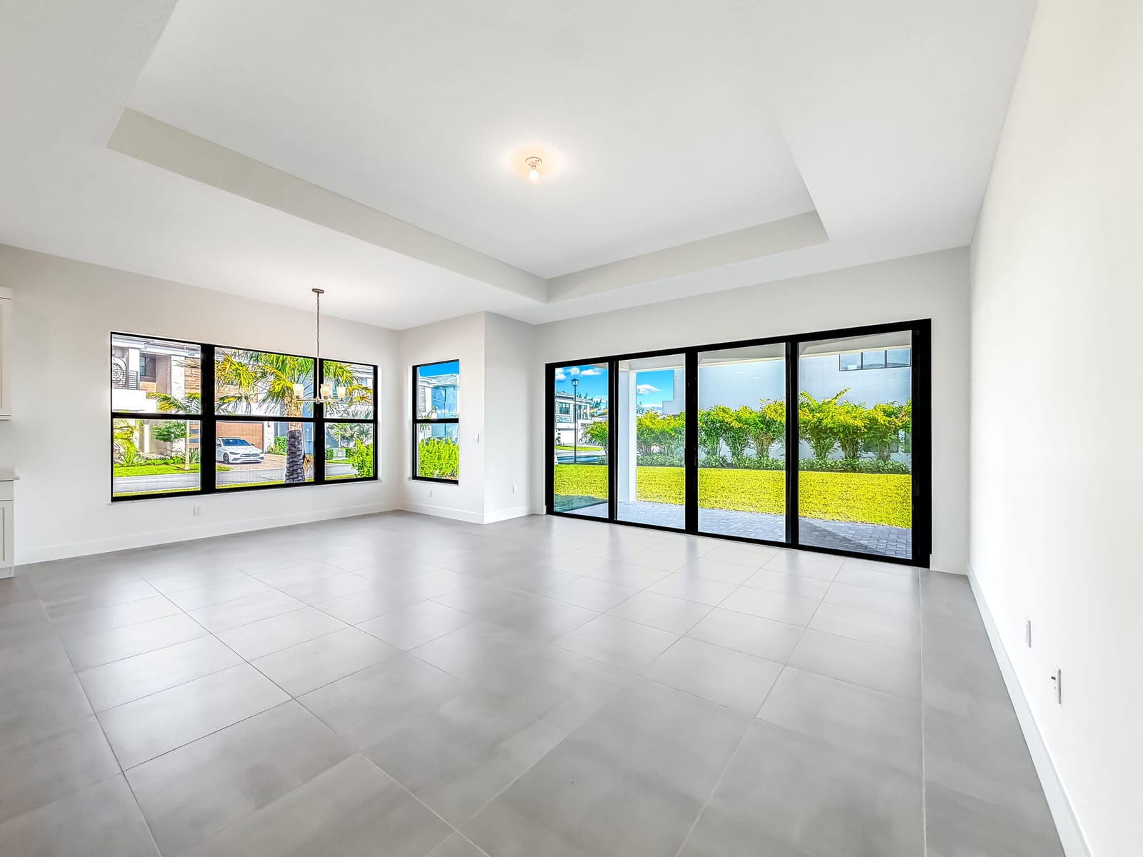8286 Fishers Island Way — photo 12