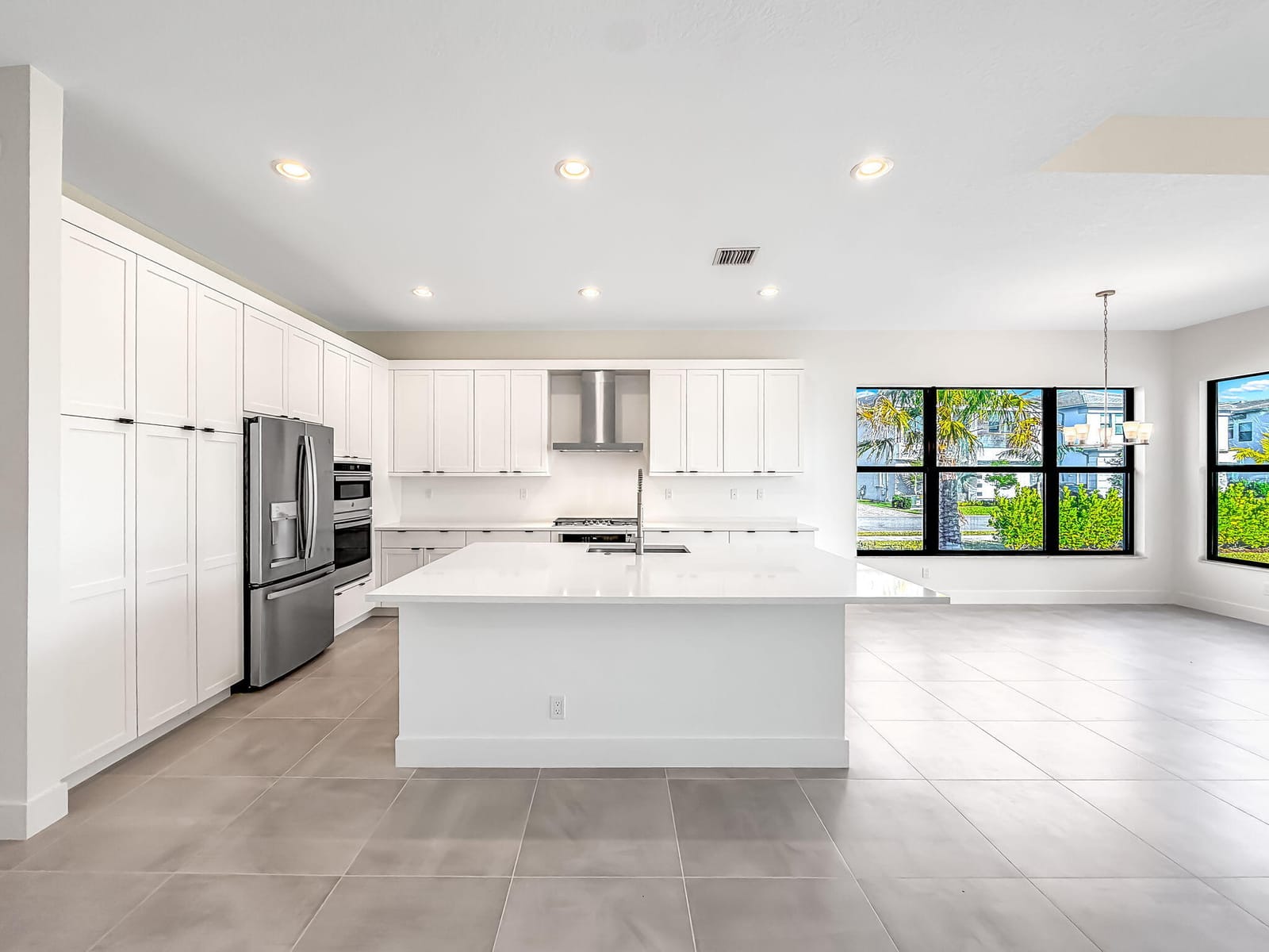 8286 Fishers Island Way — photo 8