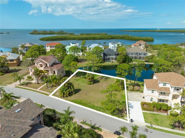 0 Harbour Watch Circle, Pointe Alexis North Phase, Tarpon Springs, FL