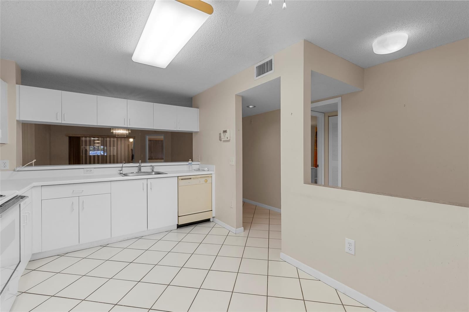 7729 Trent Drive, Tamarac, FL 33321 photo 3