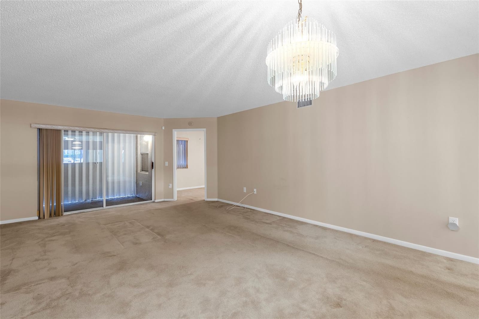 7729 Trent Drive, Tamarac, FL 33321 photo 8