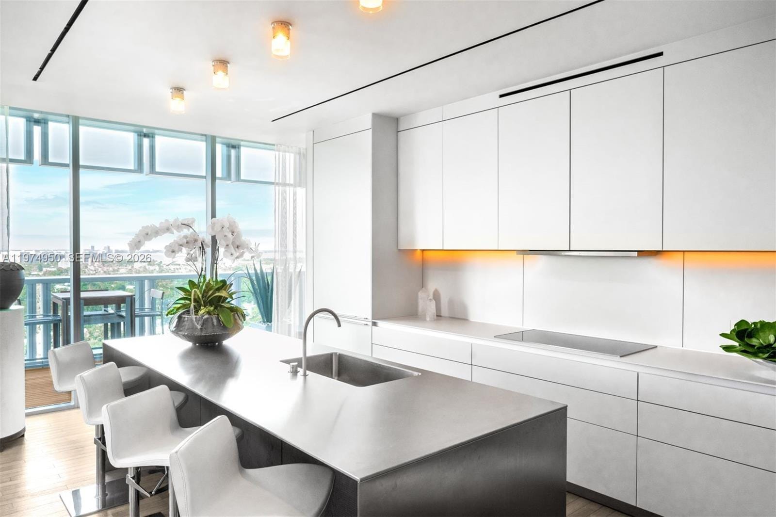 2901 E Collins Avenue 1602 — photo 8