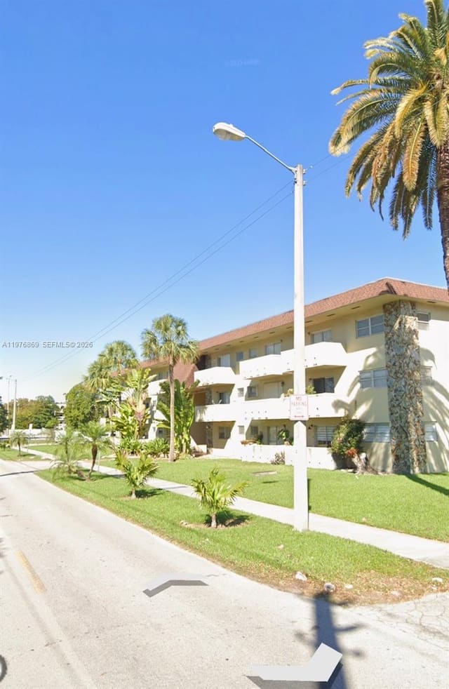 7505 SW 82 Street 206, sold in Dadeland Park, Miami, FL