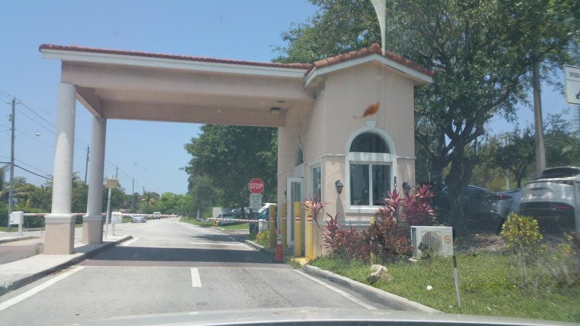 20400 NW 7th Avenue 204 — photo 1