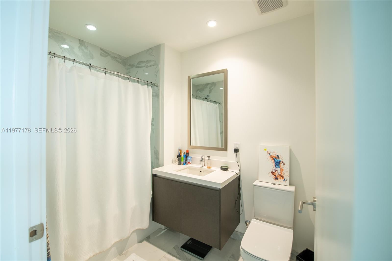 851 NE 1st Avenue 811 — photo 11