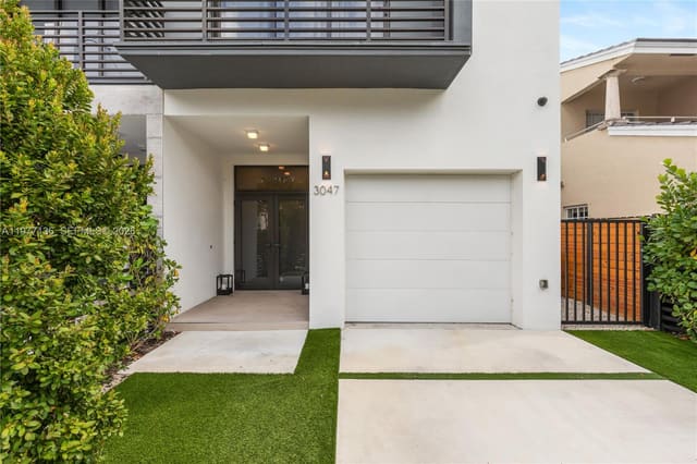 3047 Elizabeth Street 3047, sold in Palmhurst, Miami, FL