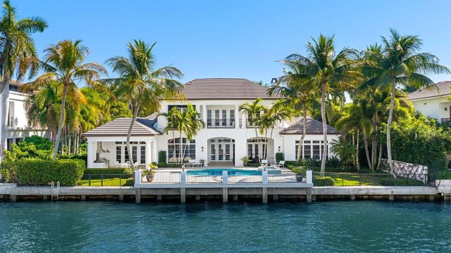2366 S Ocean Boulevard, sold in Byrd Beach, Highland Beach, FL