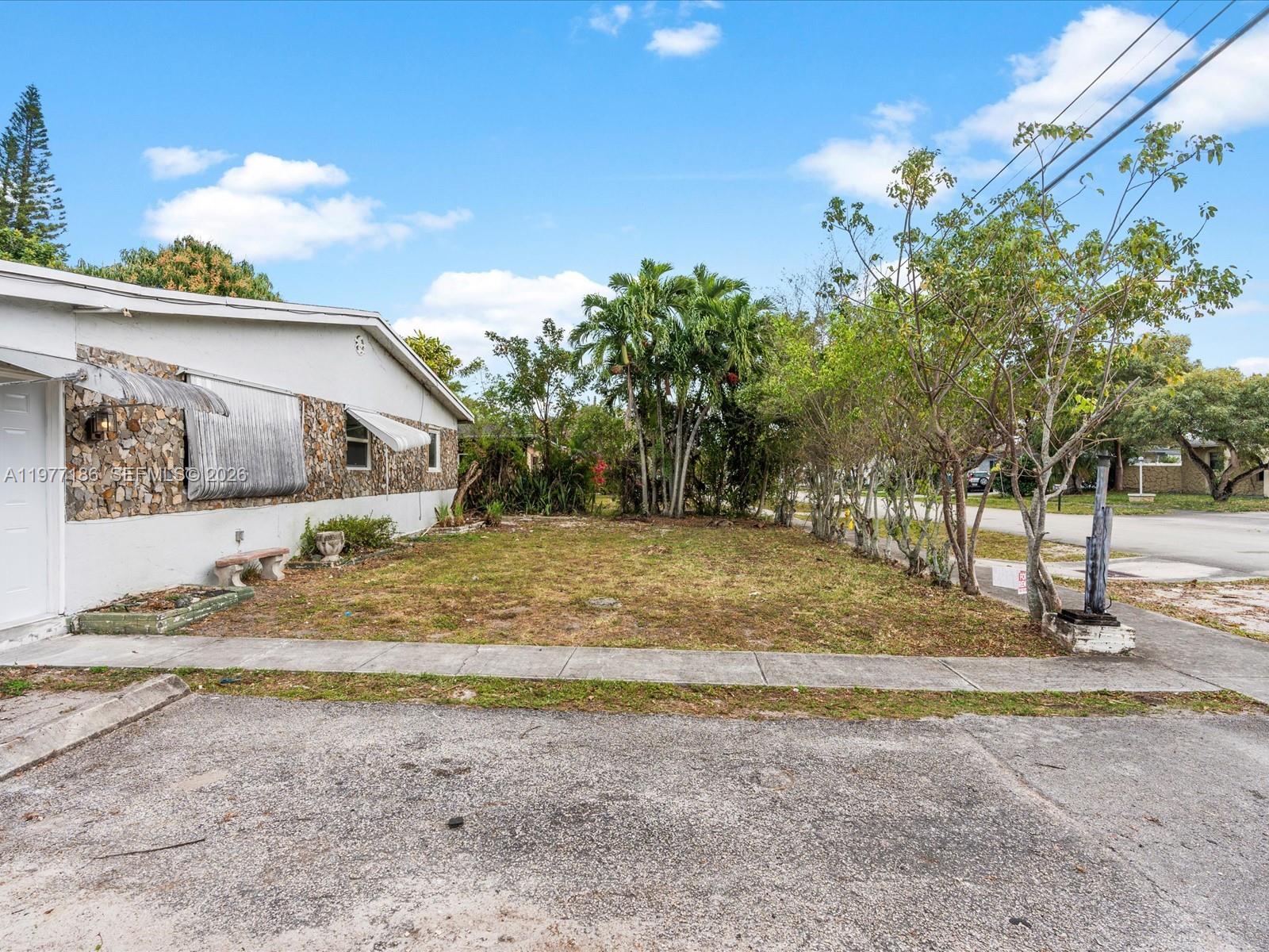 4331 SW 31st Drive, West Park, FL 33023, West Park