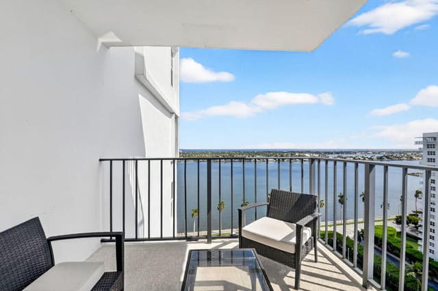 1701 S Flagler Drive 1809, sold in Rapallo Condo, West Palm Beach, FL