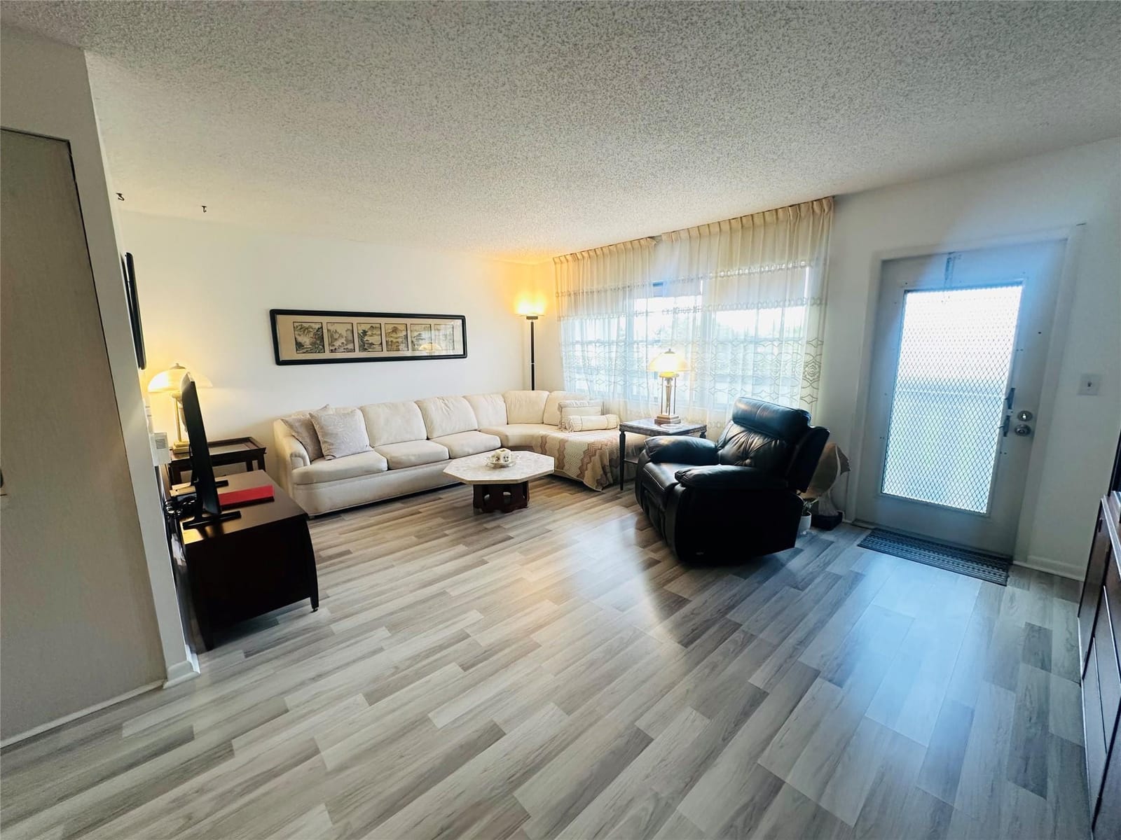 4144 Cambridge G 4144 — photo 3