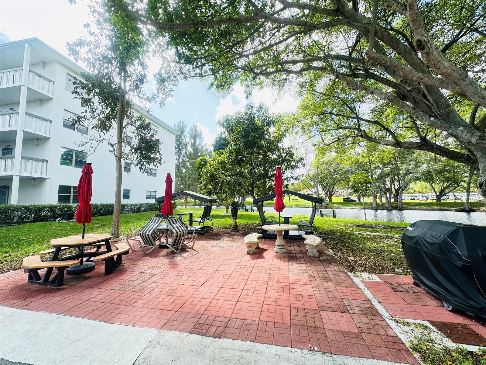 4144 Cambridge G 4144, Deerfield Beach, FL 33442 photo 23