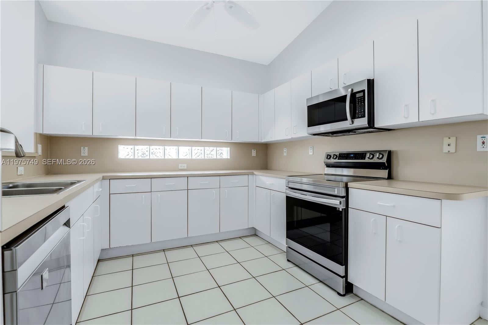 12109 NW 52nd Court, Coral Springs, FL 33076 photo 12