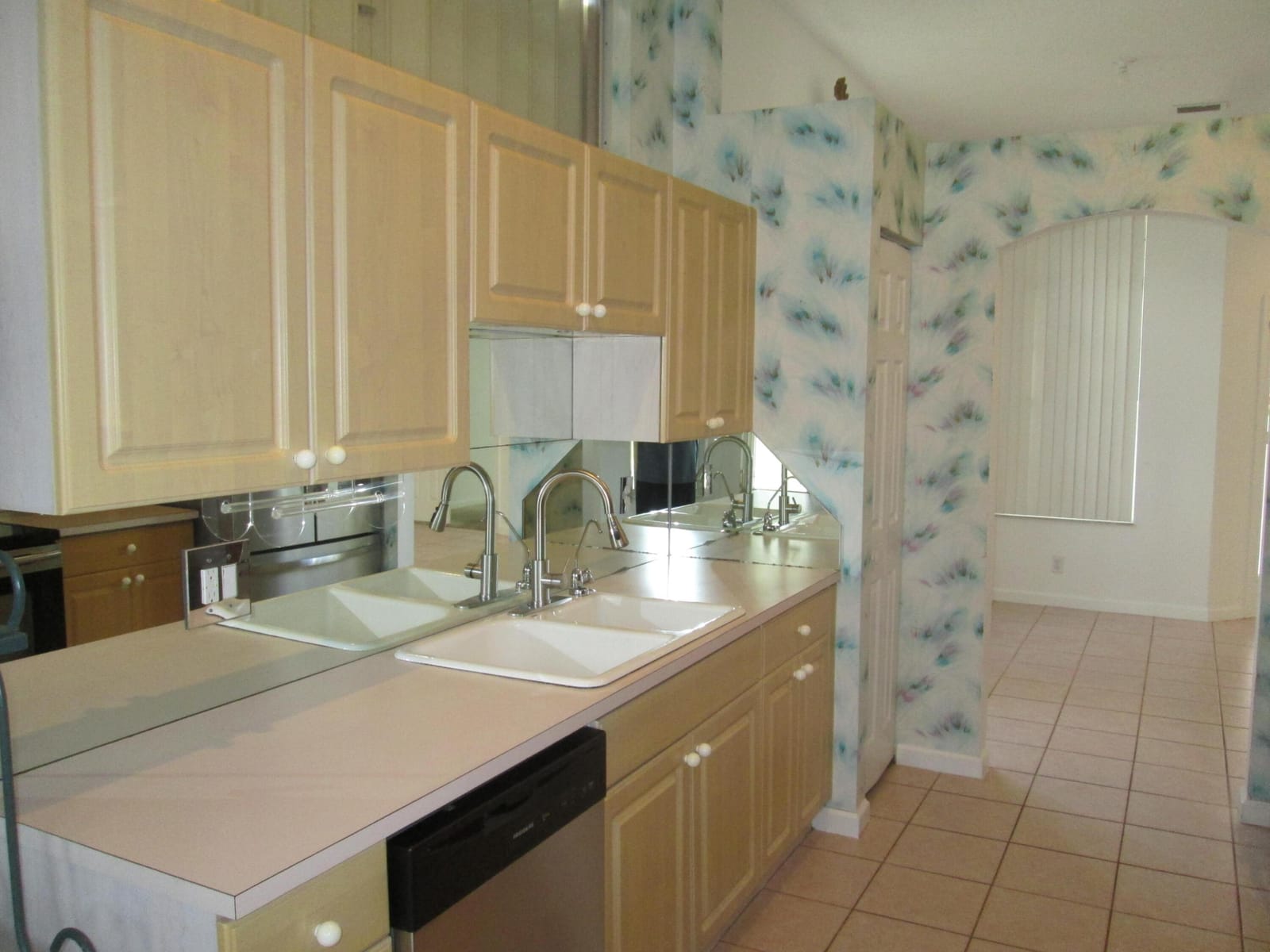 2866 Waters Edge Circle, Greenacres, FL 33413 photo 18