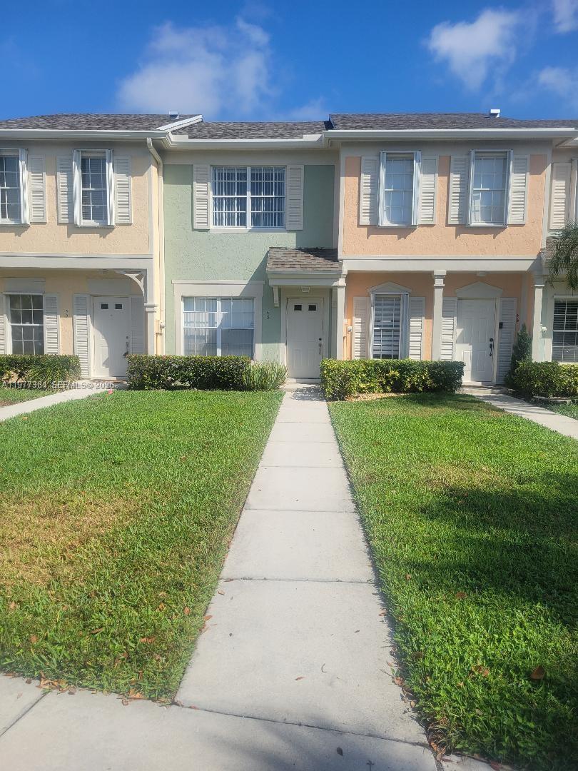 48 Key West Court, Weston, FL 33326, Weston