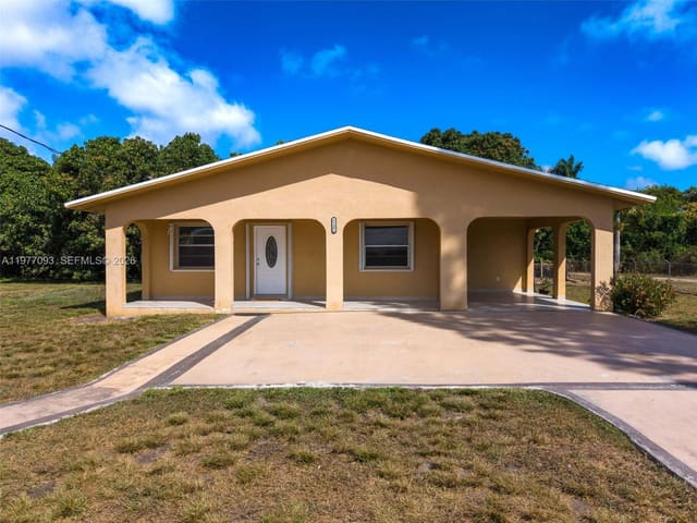 15401 SW 212th Street, Miami, FL 33187