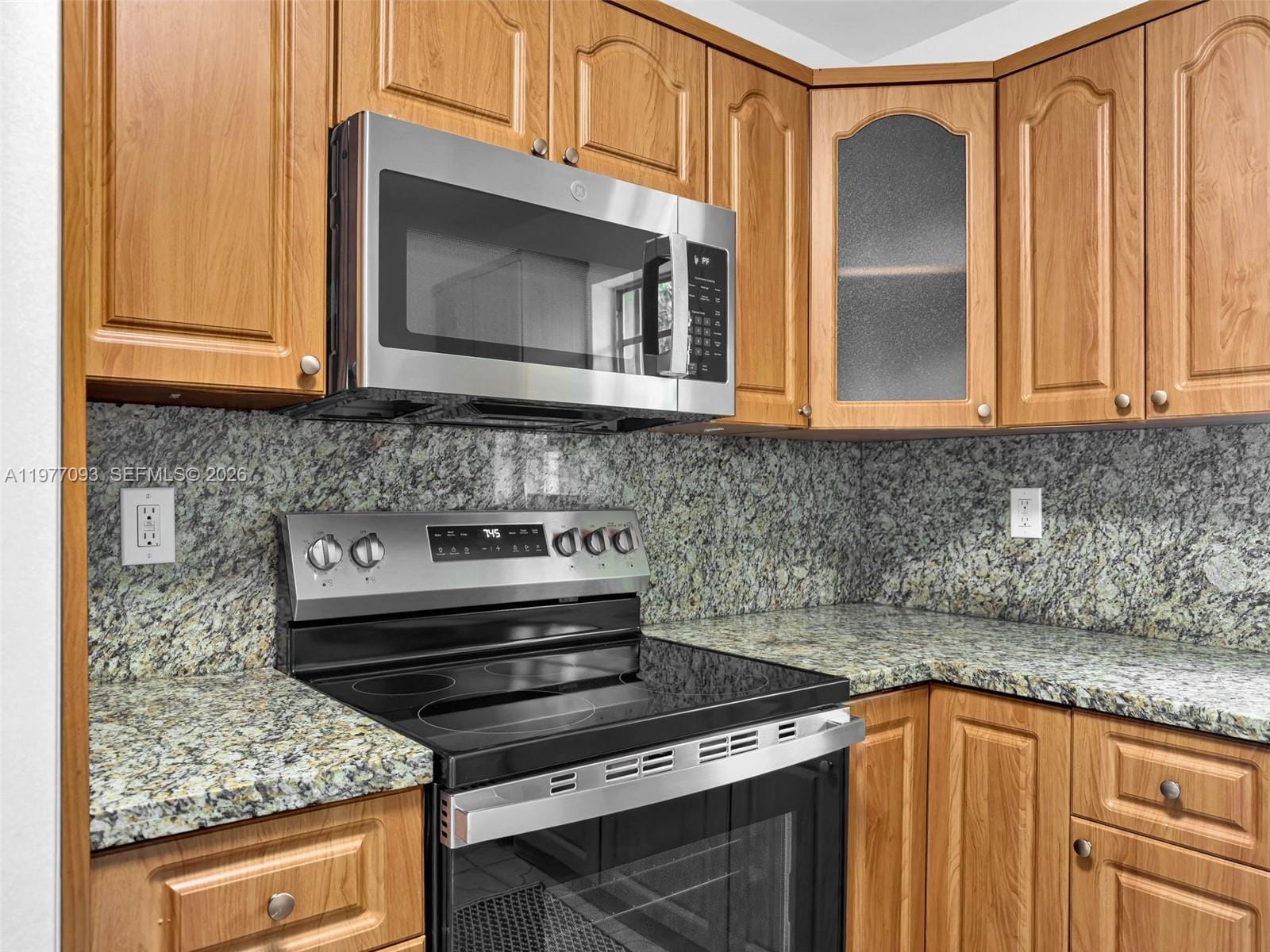 15401 SW 212th Street, Miami, FL 33187 photo 13