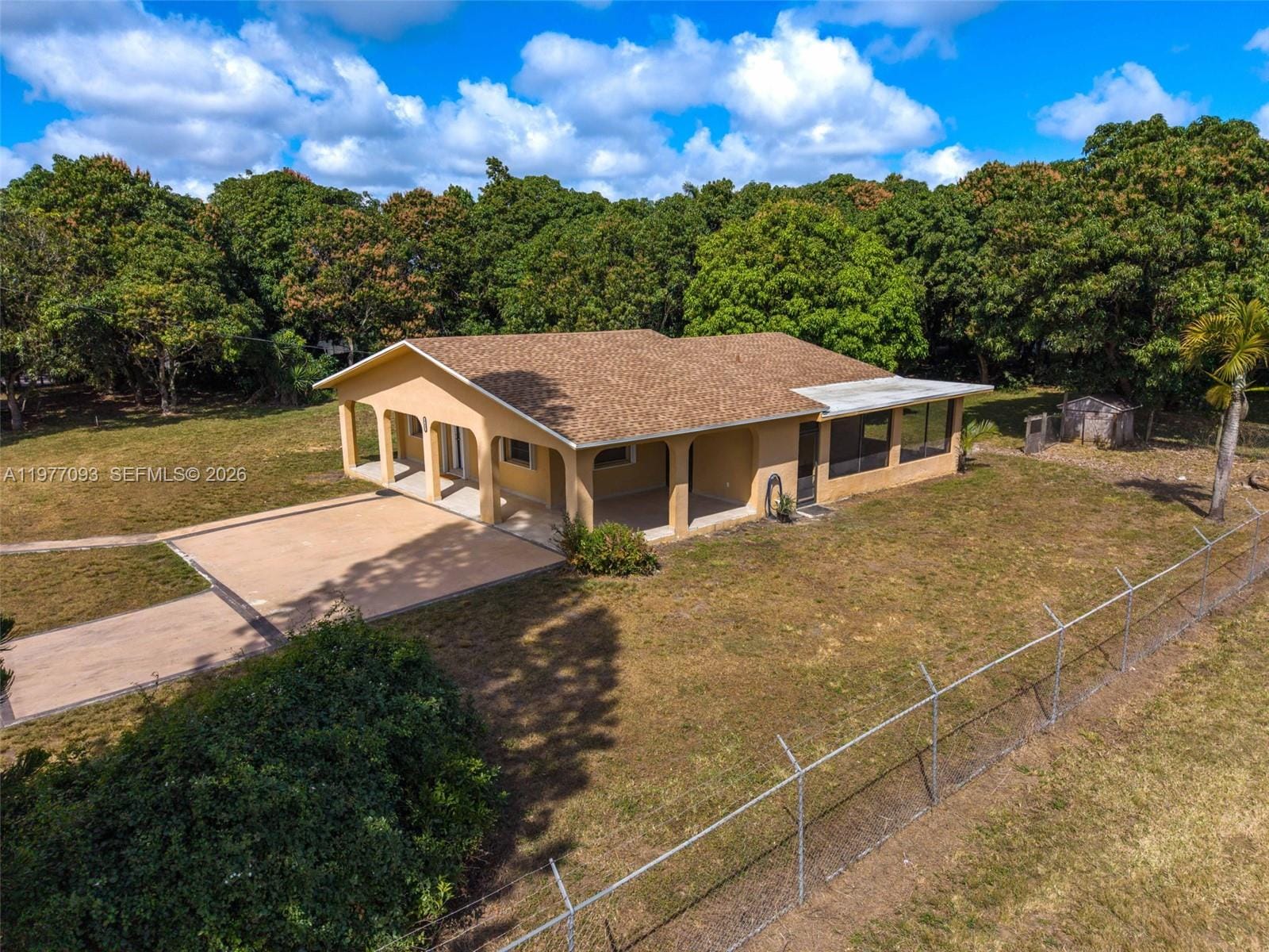 15401 SW 212th Street, Miami, FL 33187 photo 3