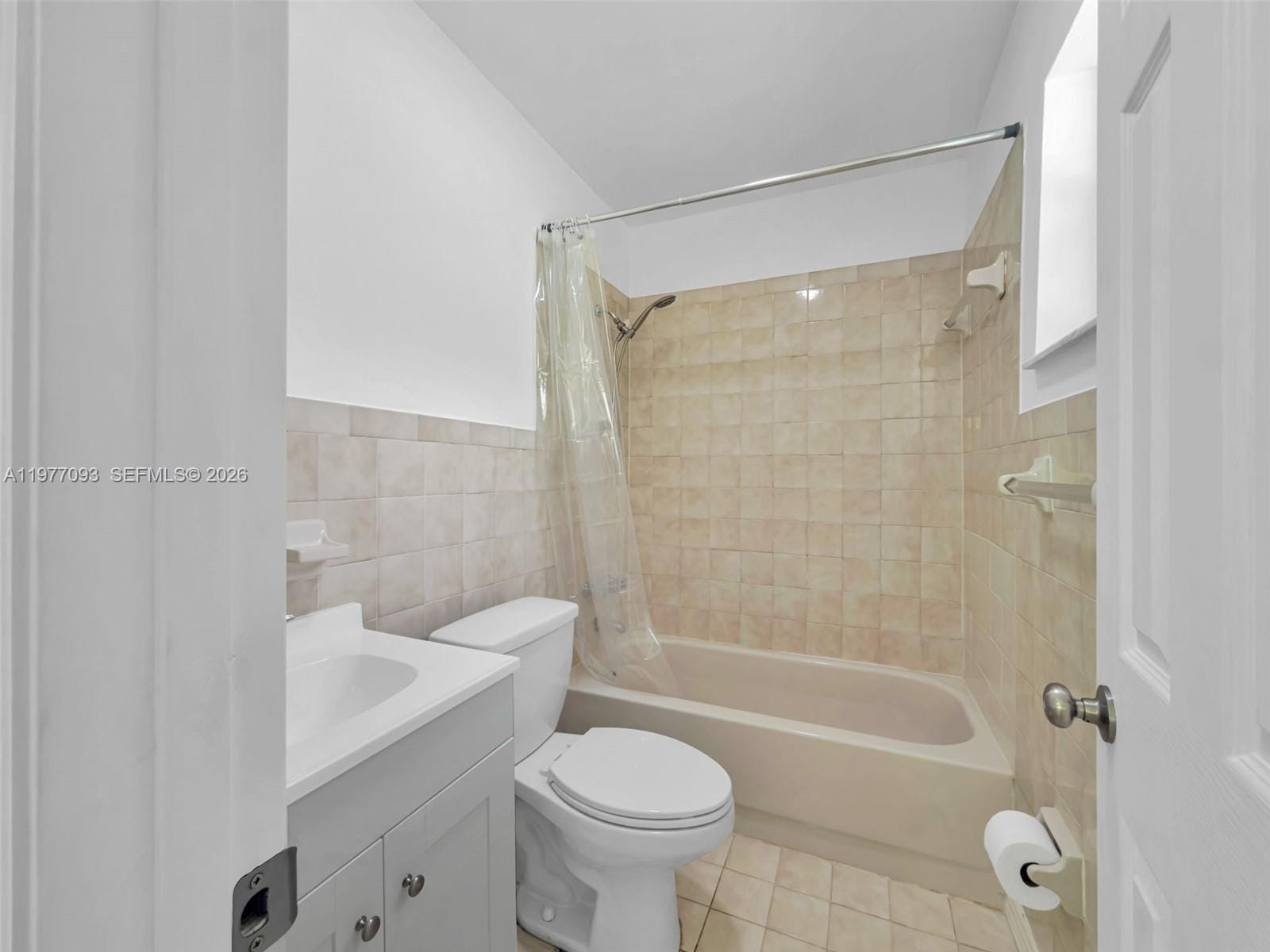 15401 SW 212th Street, Miami, FL 33187 photo 30
