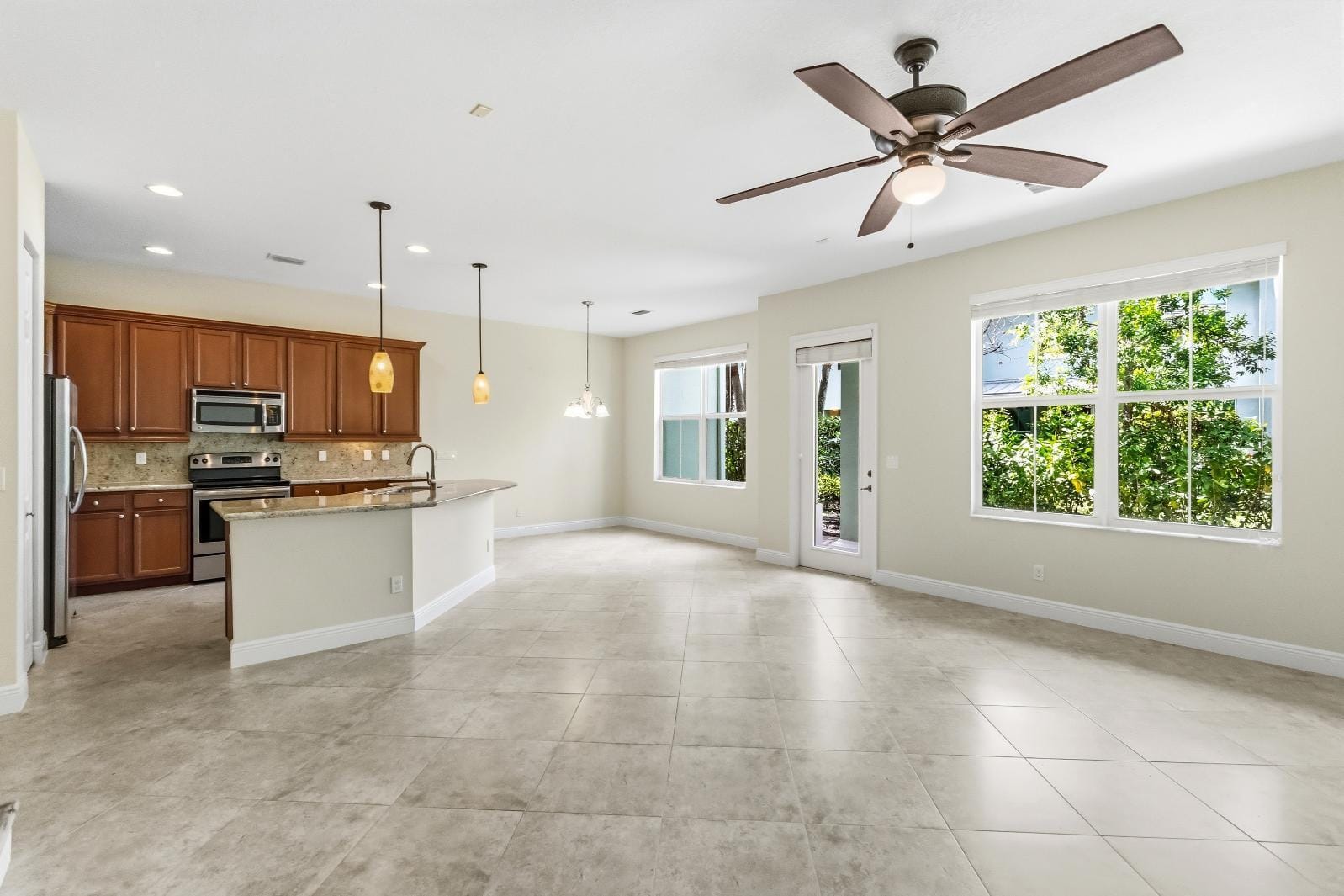 3017 Princeton Lane, Palm Beach Gardens, FL 33418 photo 5