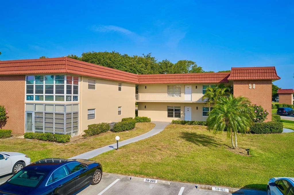 58 Woodland Drive 102, Vero Beach, FL 32962, Vero Beach