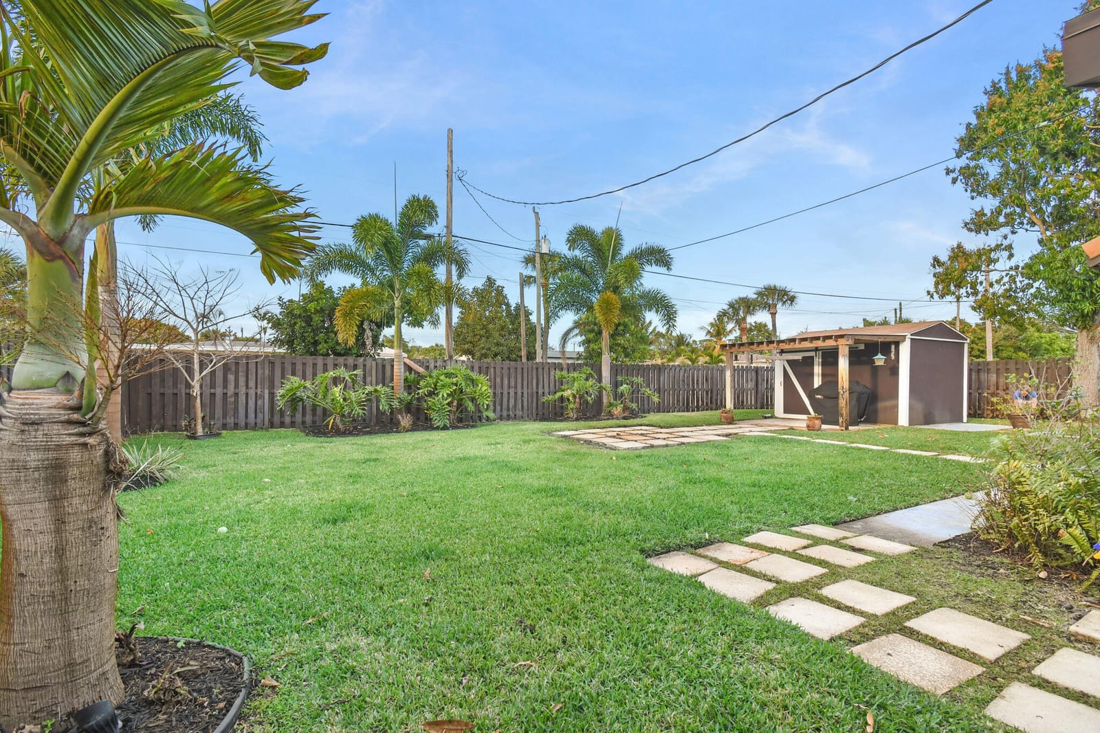 525 Evergreen Drive, Lake Park, FL 33403 photo 25