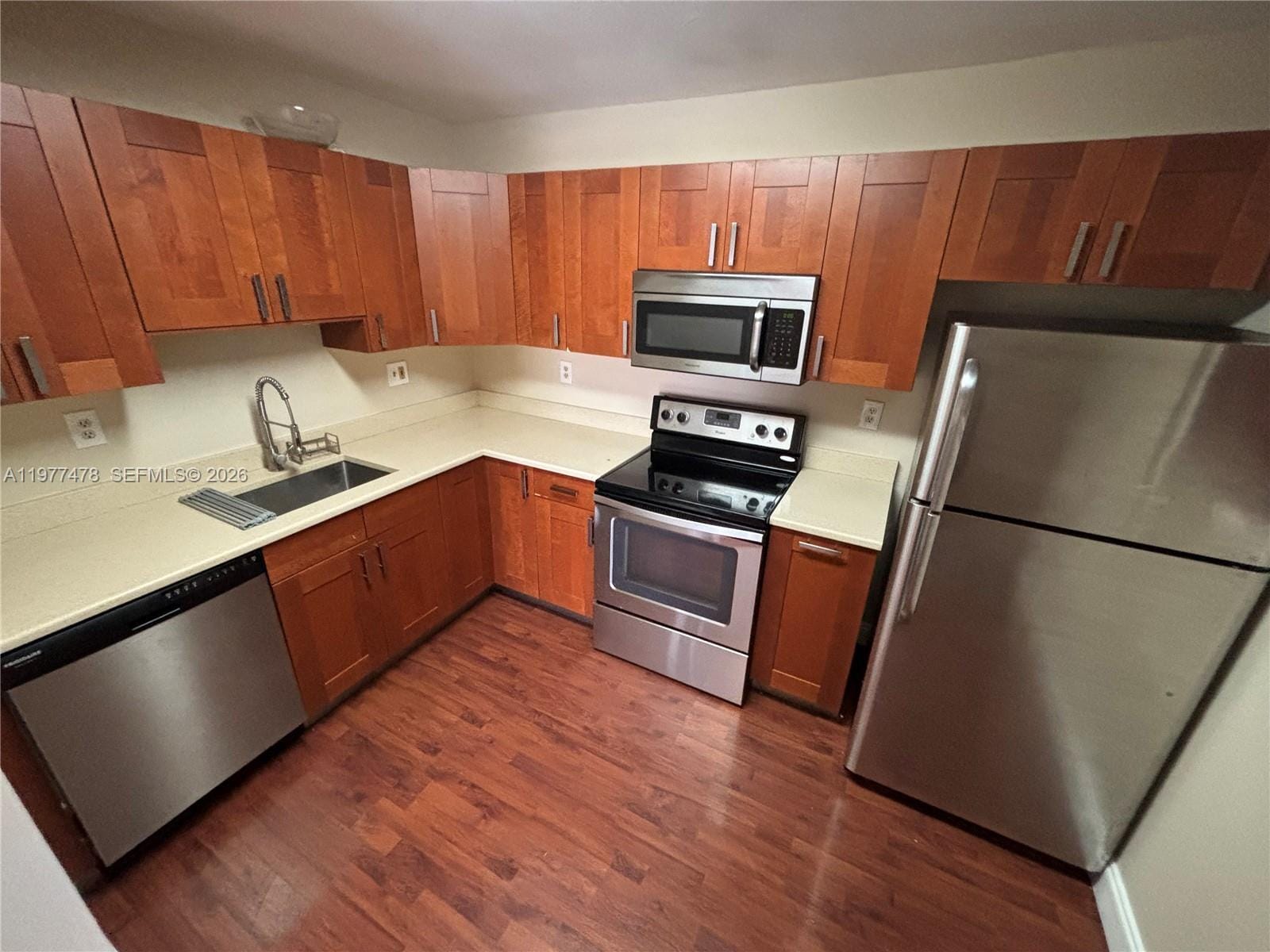10421 Mahogany Key Circle 202 — photo 2