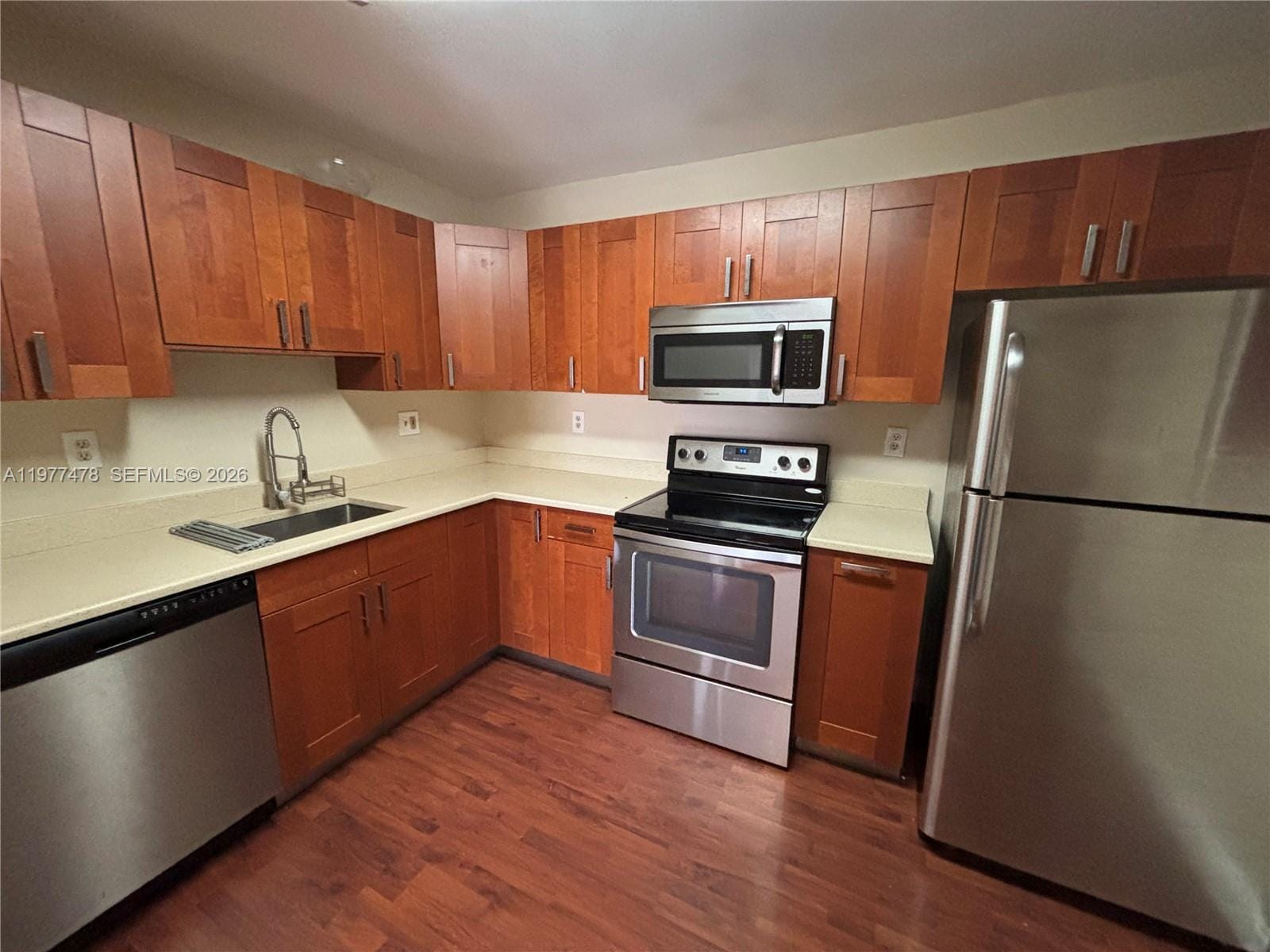 10421 Mahogany Key Circle 202 — photo 3