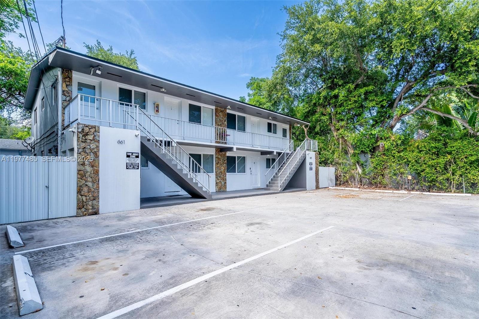 661 NE 61st Street, Miami, FL 33137 photo 2