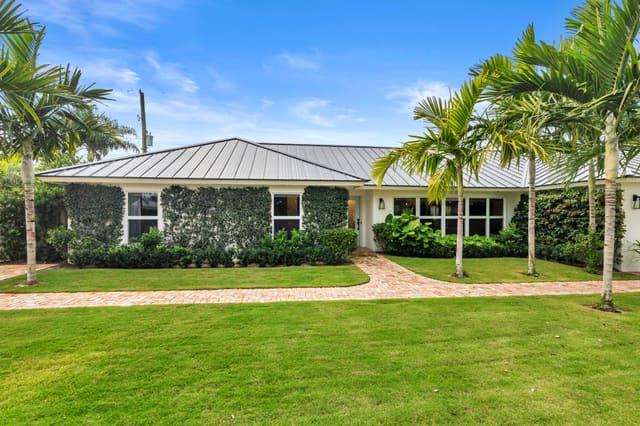 7521 Edgewater Circle, sold in Lake Clarke Estates, Lake Clarke Shores, FL