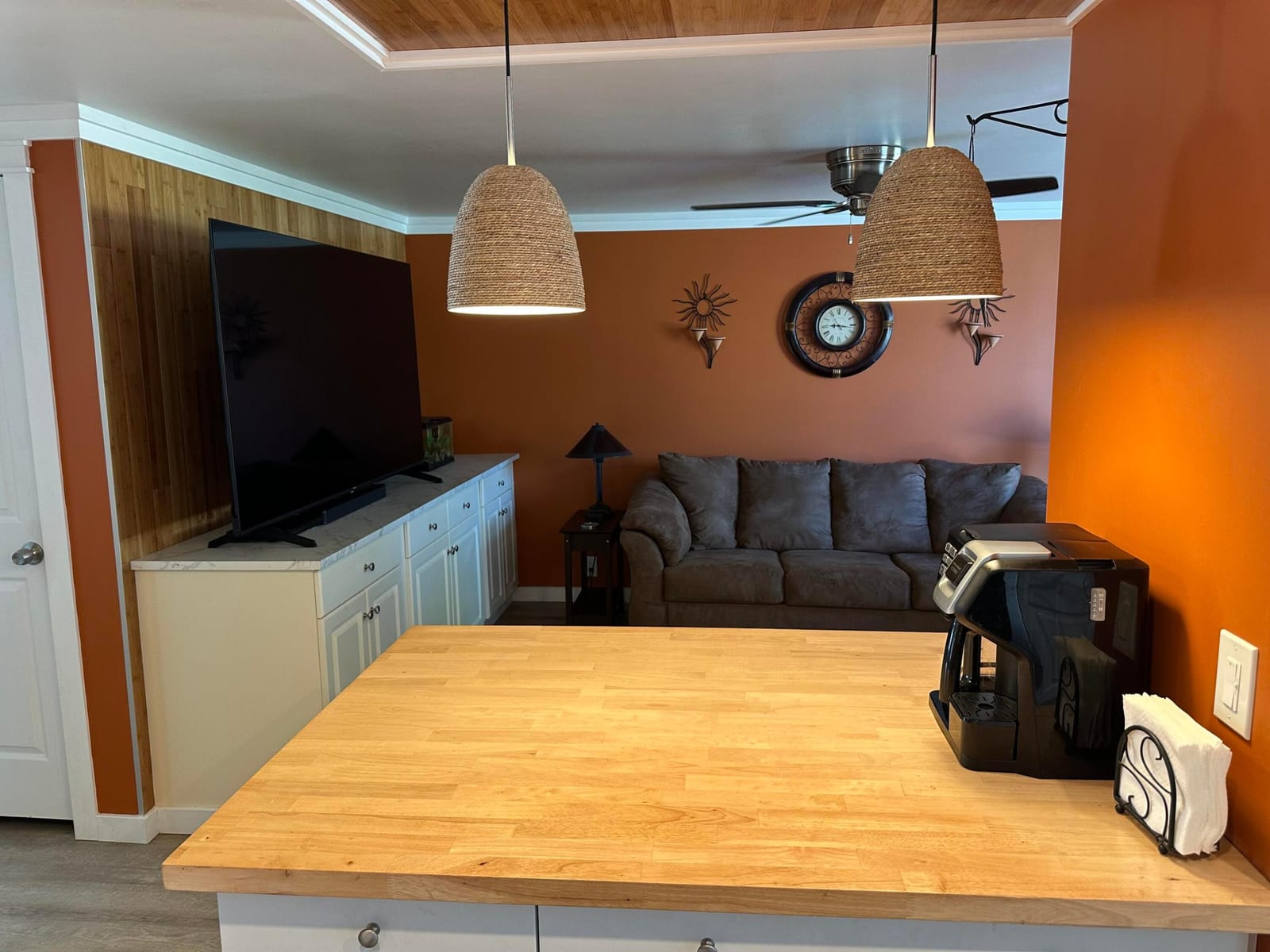 5 Universidad Lane — photo 3