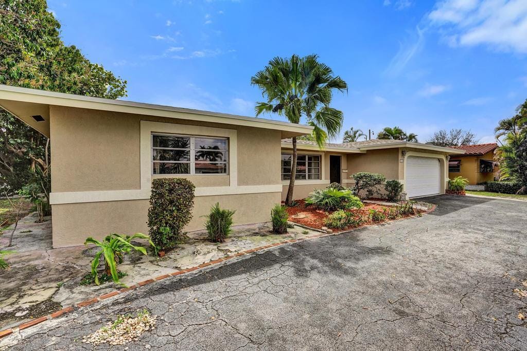 1004 SE 11th Street, Deerfield Beach, FL 33441 photo 12