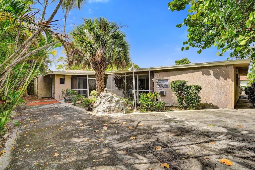 1004 SE 11th Street, Deerfield Beach, FL 33441 photo 25