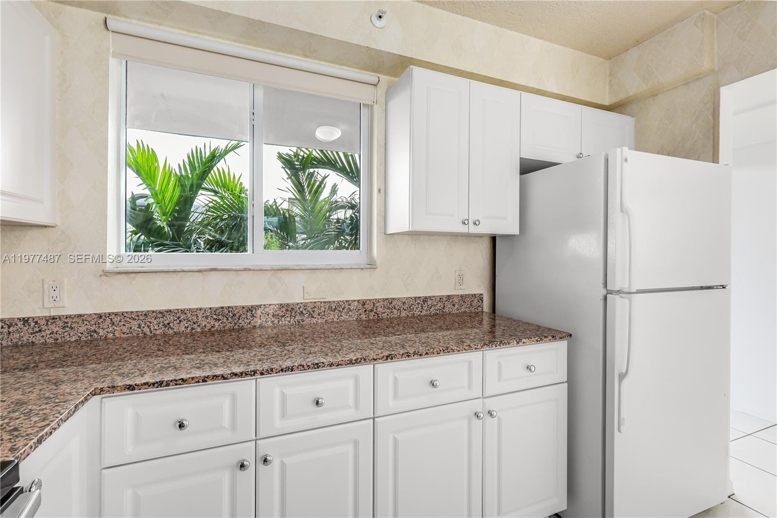 7800 Collins Avenue 302, Miami Beach, FL 33141 photo 6