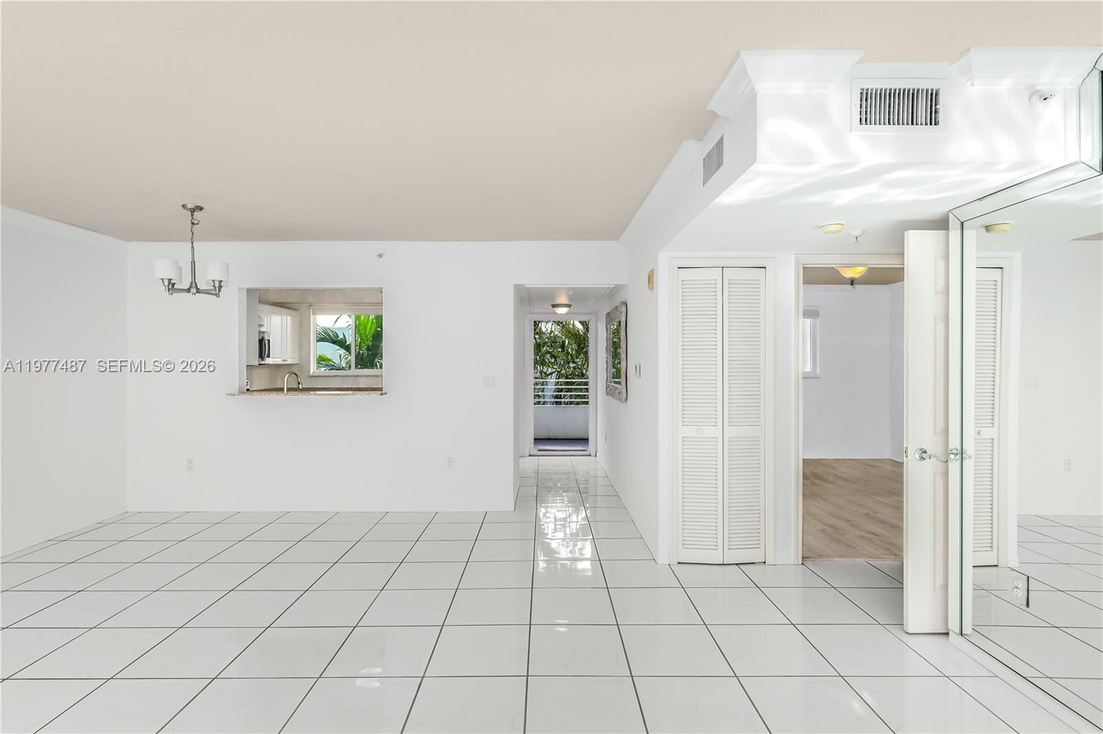 7800 Collins Avenue 302, Miami Beach, FL 33141 photo 9