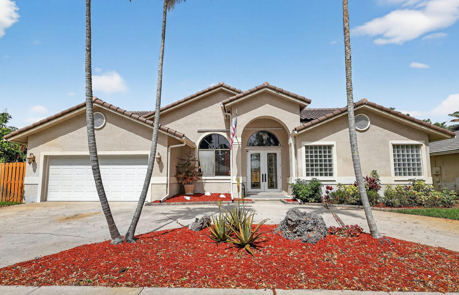 10265 SW 12th Street, Pembroke Pines, FL 33025
