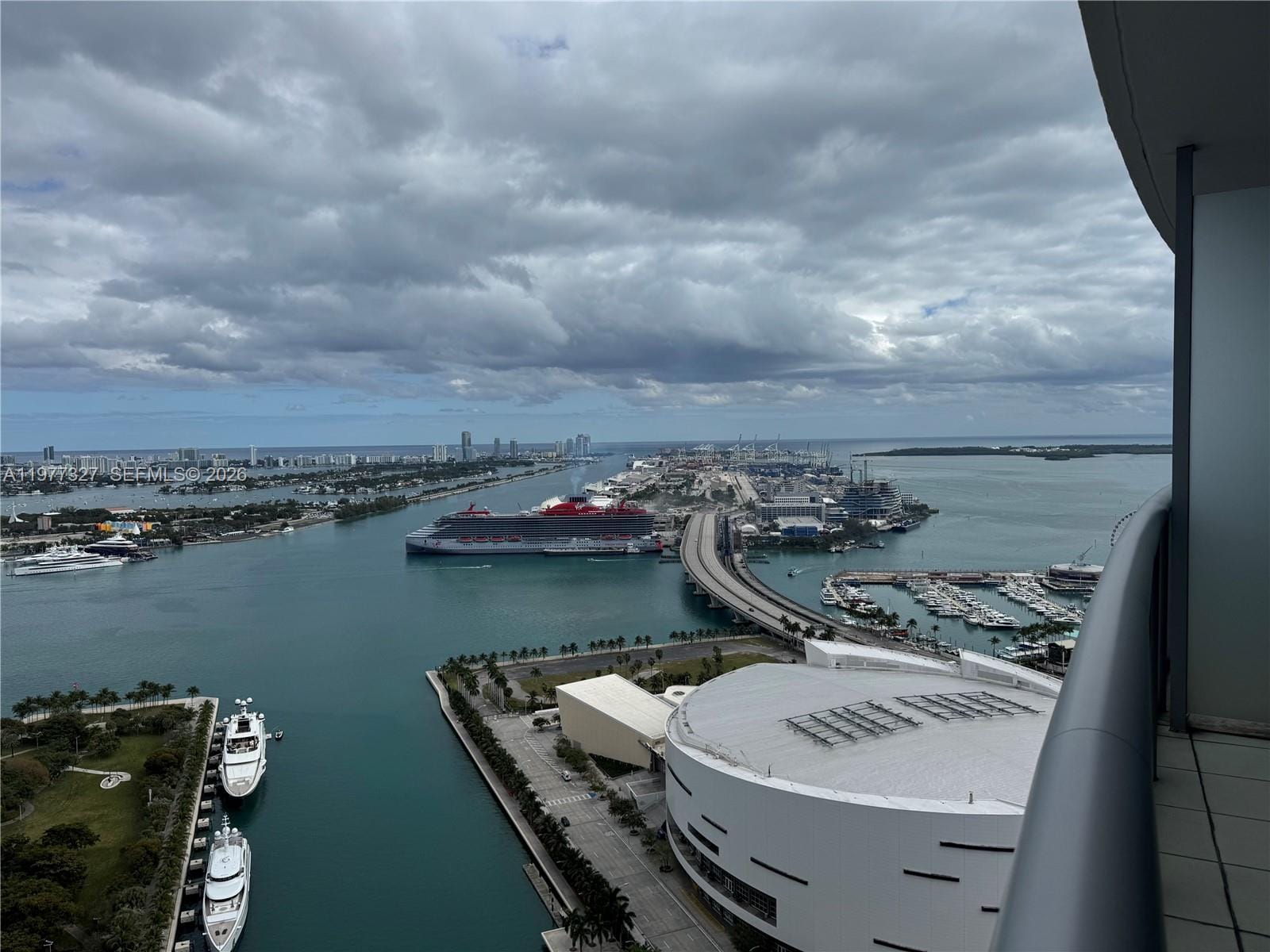 888 Biscayne Boulevard 4011, Miami, FL 33132