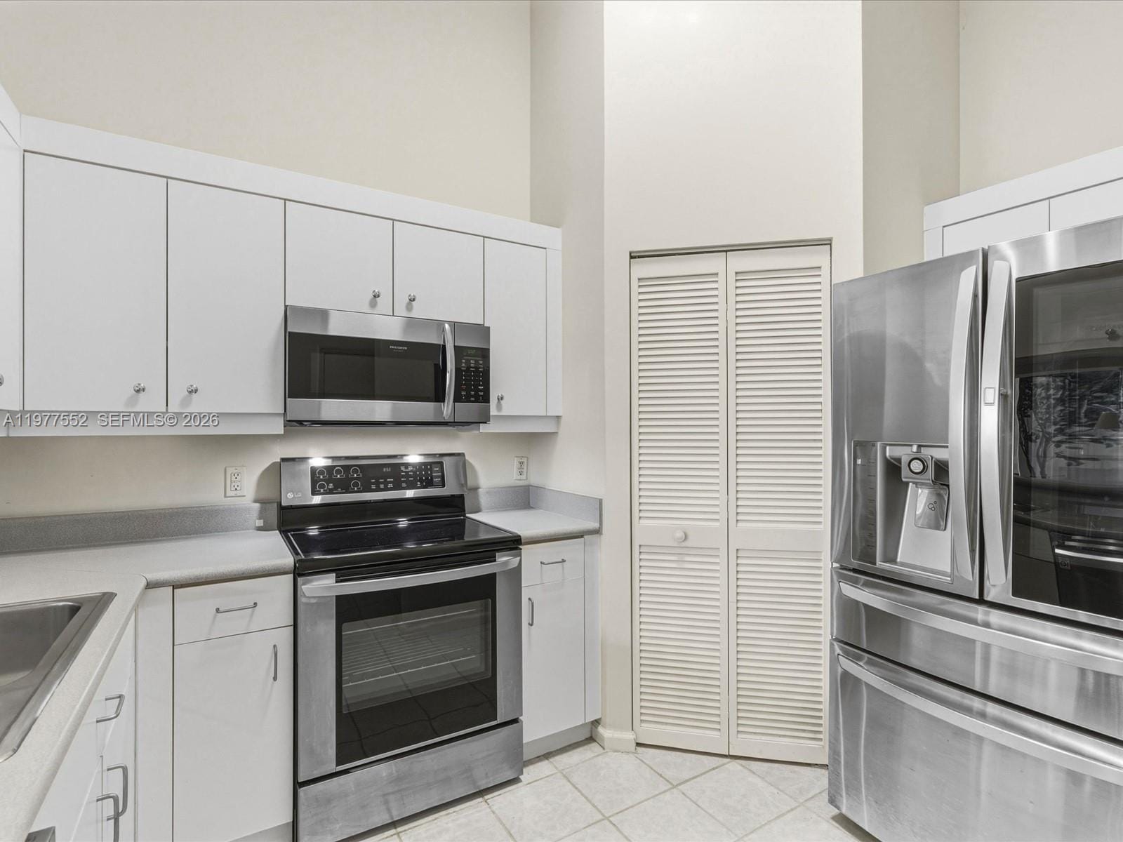 701 Brickell Key Boulevard 301, Miami, FL 33131 photo 10